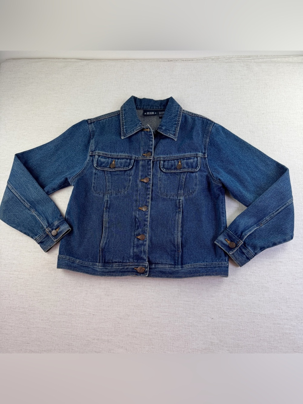 Bill Blass women's long sleeve classic Denim Jacket 100% cotton medium wash blue
